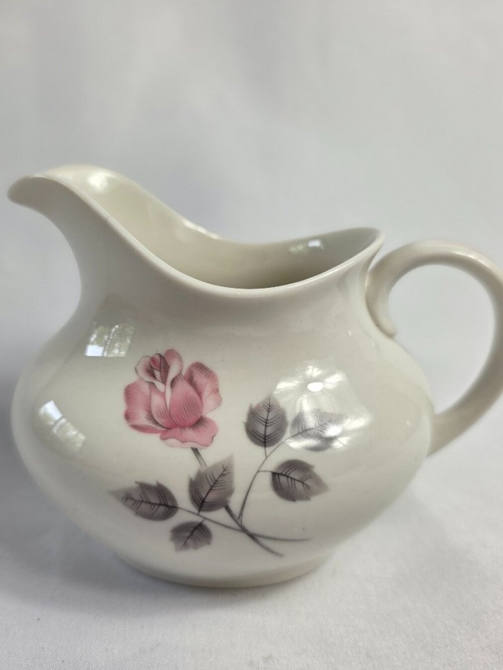 Royal Doulton Pillar Rose Creamer Pink Roses Gray Leaves